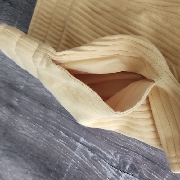 REEF Marshmallow Beachy Rib Pull On Short Small - Picture 9 of 9